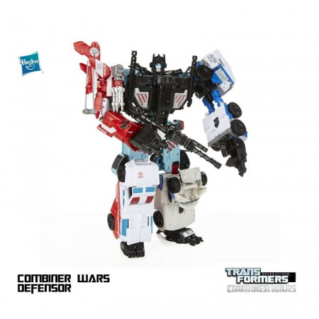 Transformers Combiner Wars Protectbot FIRST AID Hasbro